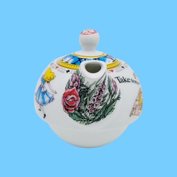 Alice In Wonderland Cafe Ceramic Tea Pot Kettle Tea for One x Paul Cardew - Picture 3 of 11